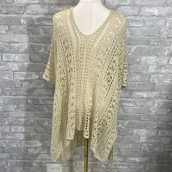 Subuteay Swimsuit Crochet Swim Cover Up - Picture 6 of 7